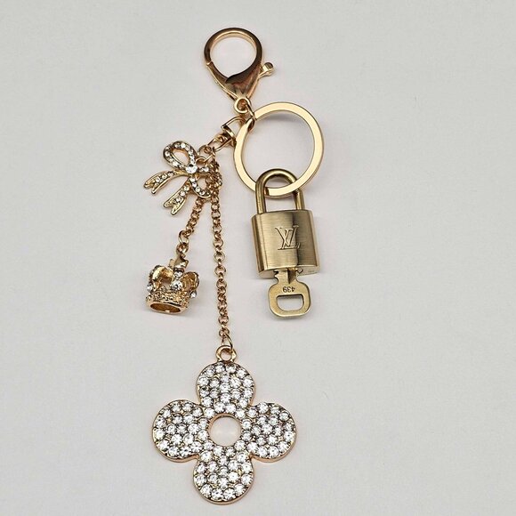 Authentic Louis Vuitton Lock & Key with unbranded Bagcharm, Keycharm, Keychain - Picture 2 of 10